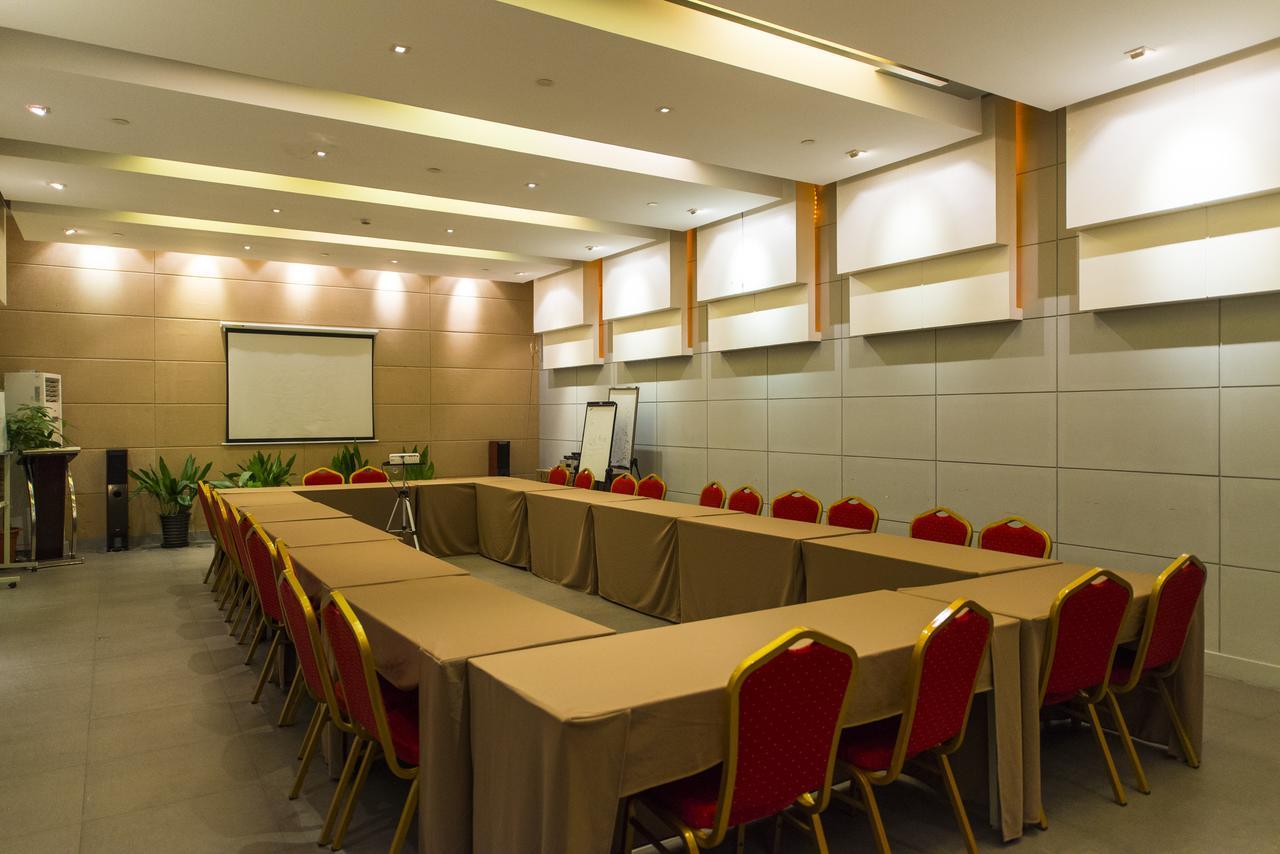 Jinjiang Inn Longyan Wanda Plaza Bagian luar foto