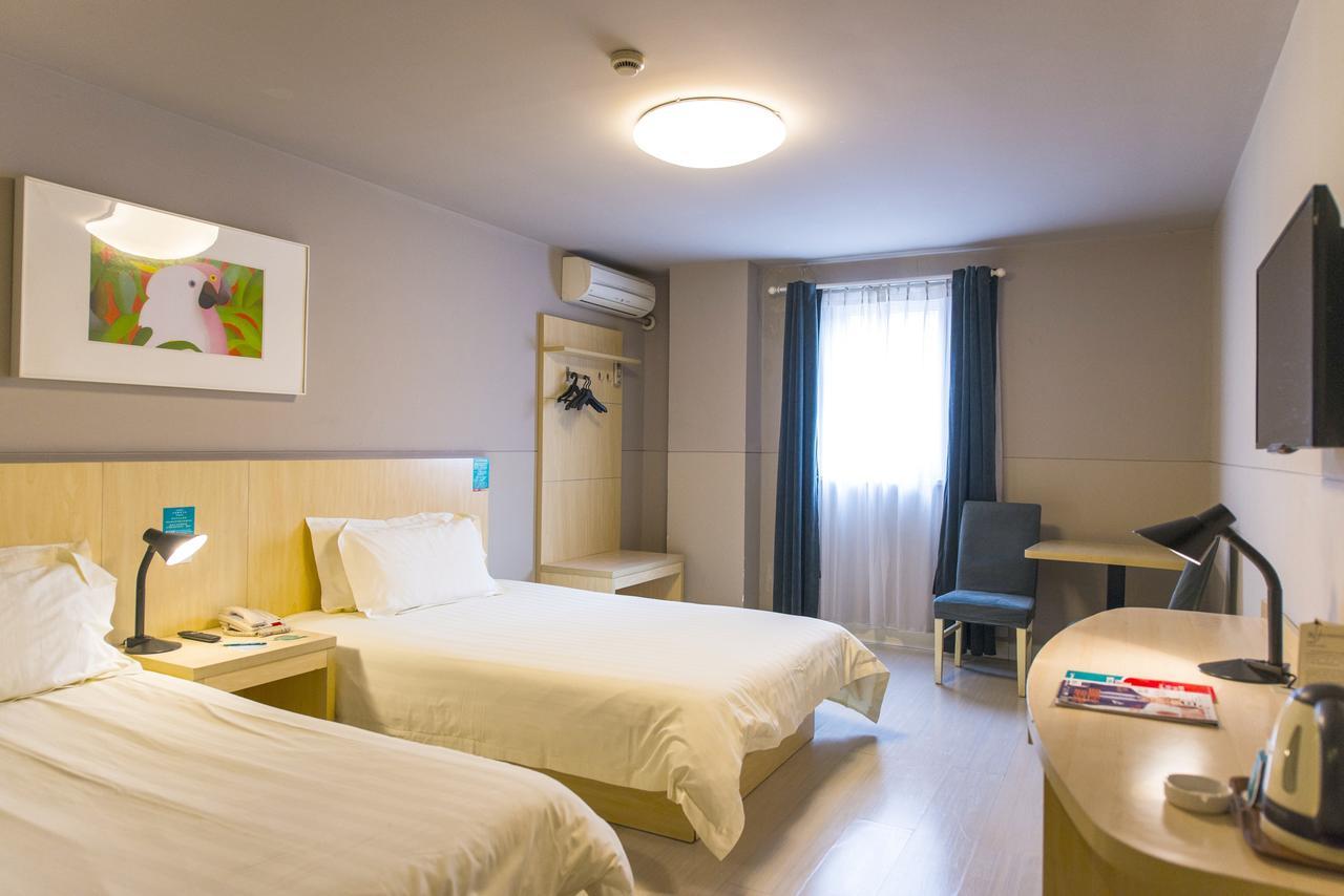 Jinjiang Inn Longyan Wanda Plaza Bagian luar foto