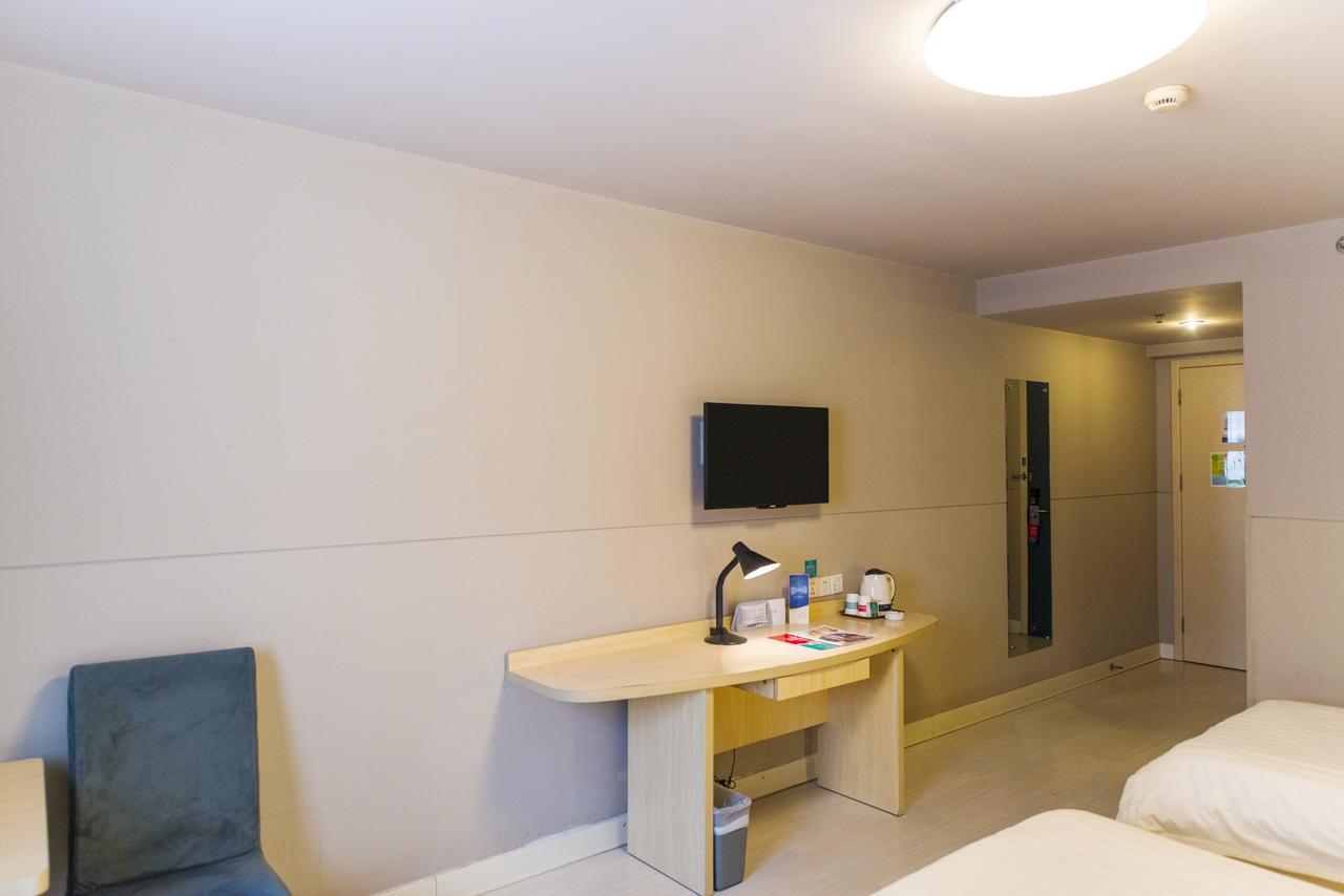 Jinjiang Inn Longyan Wanda Plaza Bagian luar foto