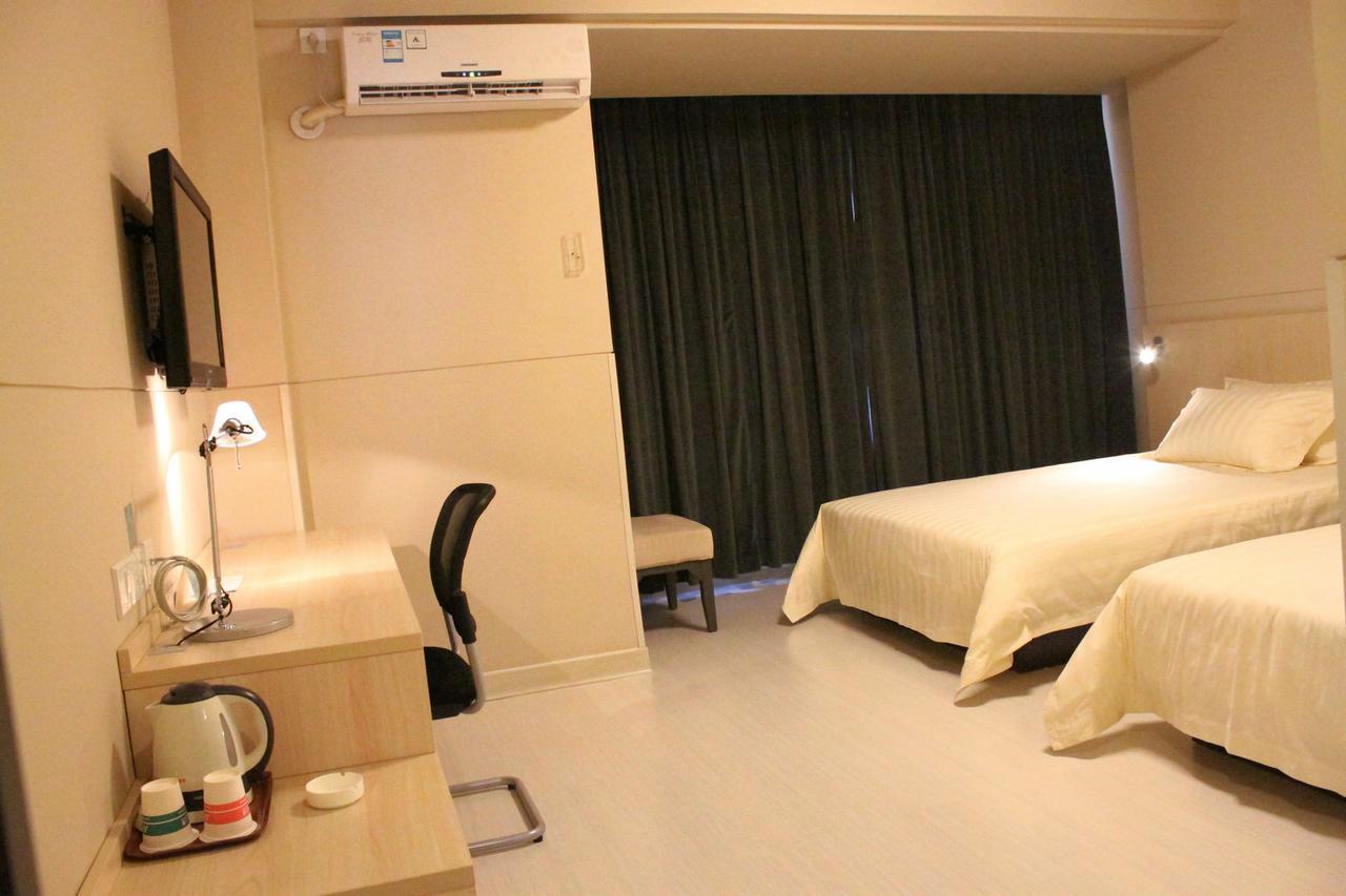 Jinjiang Inn Longyan Wanda Plaza Bagian luar foto